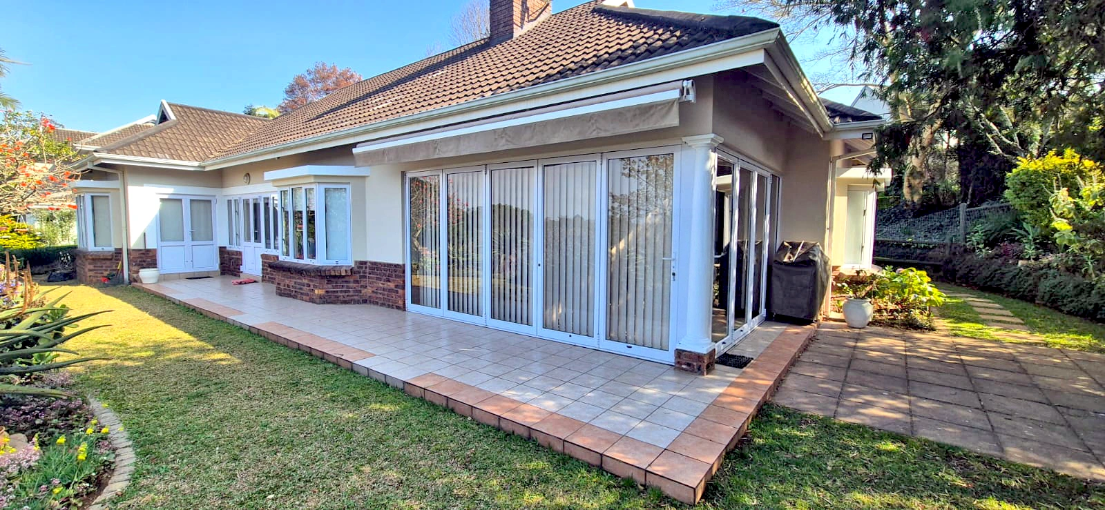 ThermEco® Sash 42 casement pair with white powder-coated frames at House Kilburn, Gillitts
